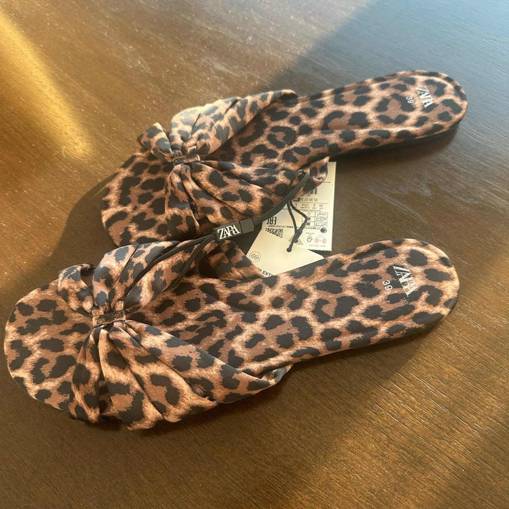 Brand new Zara Animal Print Slides - Picture 2 of 3